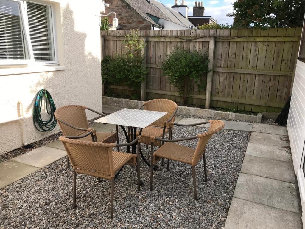 No 10 The Cottage Inverness Exterior foto
